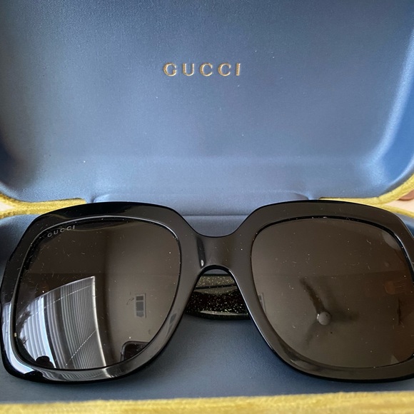 Sunglasses - Picture 6 of 6